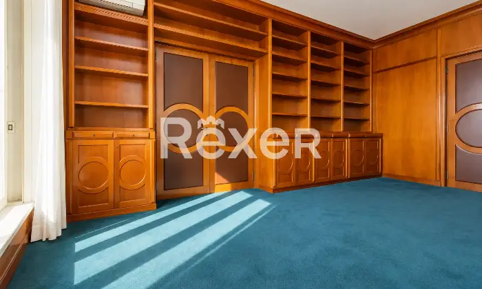 Rexer-Milano-VIA-VISCONTI-DI-MODRONE-PRESTIGIOSO-APPARTAMENTO-DI-MQ-AL-QUINTO-PIANO-CON-BOX-E-POSTO-AUTO-Altro