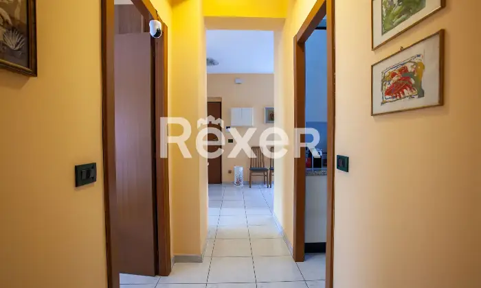 Rexer-Milano-TRILOCALE-DI-MQ-CON-BALCONE-Corridoio