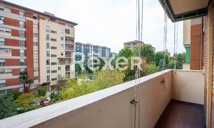 Rexer-Milano-TRILOCALE-DI-MQ-CON-BALCONE-Balcone