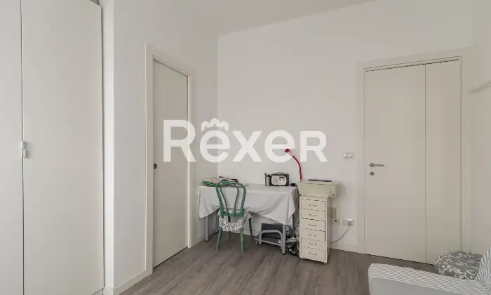 Rexer-Milano-Trilocale-ristrutturato-piano-alto-comodo-per-la-MM-Altro