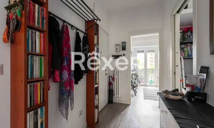 Rexer-Milano-Trilocale-ristrutturato-piano-alto-comodo-per-la-MM-Altro