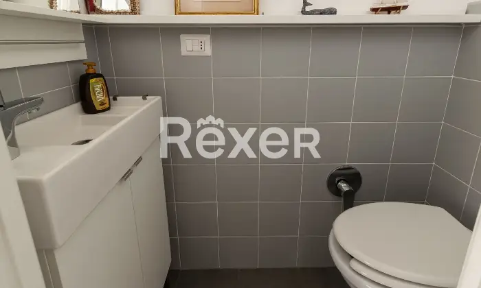 Rexer-Milano-Trilocale-ristrutturato-piano-alto-comodo-per-la-MM-Altro
