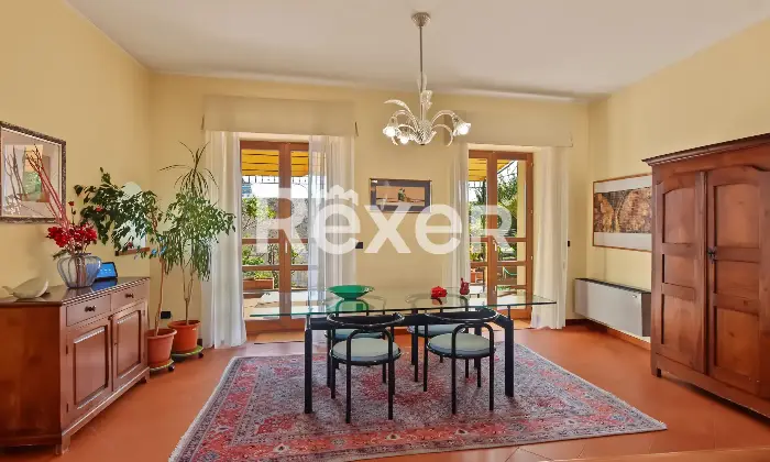 Rexer-Alghero-Alghero-Piazza-Civica-Prestigioso-palazzo-storico-con-attico-ristrutturato-e-splendida-terrazza-panoramica-sulle-mura-Sala-da-pranzo