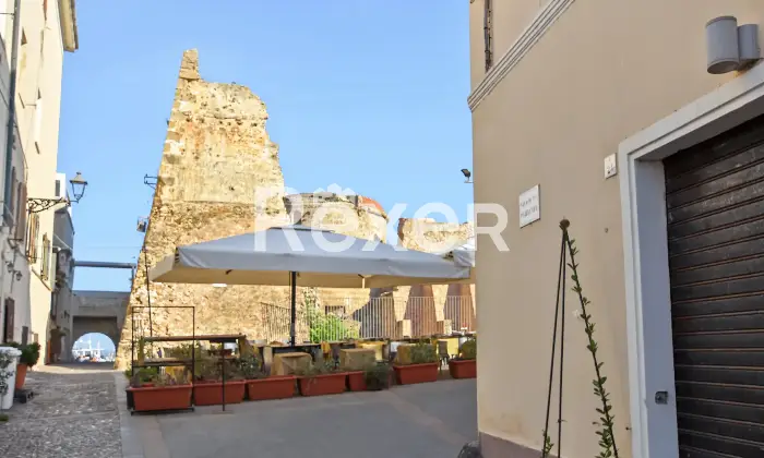 Rexer-Alghero-Alghero-Piazza-Civica-Prestigioso-palazzo-storico-con-attico-ristrutturato-e-splendida-terrazza-panoramica-sulle-mura-Esterno