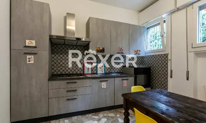 Rexer-Bologna-Saragozza-appartamento-mq-con-balcone-Altro