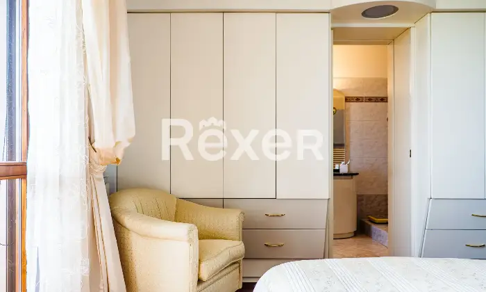 Rexer-Scandicci-Scandicci-Badia-a-Settimo-in-posizione-silenziosa-e-nel-verde-villetta-con-giardino-e-garage-Dettagli