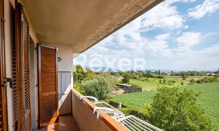 Rexer-Scandicci-Scandicci-Badia-a-Settimo-in-posizione-silenziosa-e-nel-verde-villetta-con-giardino-e-garage-Terrazzo
