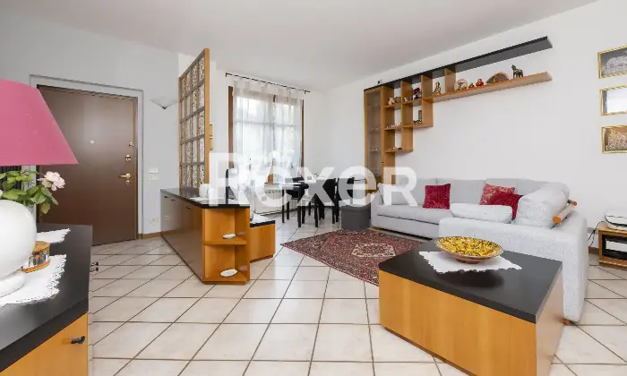 Rexer-Seregno-Seregno-Zona-SantAmbrogio-Villa-sa-schiera-centrale-di-mq-disposta-su-livelli-con-autorimessa-al-piano-seminterrato-Altro