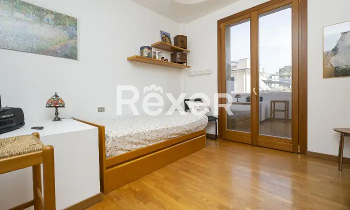 Rexer-Seregno-Seregno-Zona-SantAmbrogio-Villa-sa-schiera-centrale-di-mq-disposta-su-livelli-con-autorimessa-al-piano-seminterrato-Altro