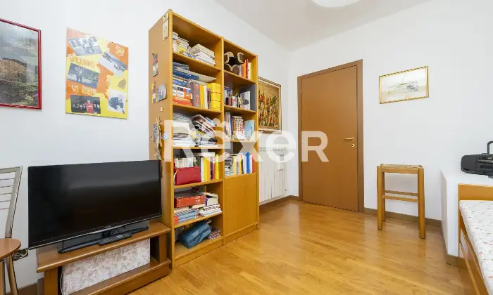 Rexer-Seregno-Seregno-Zona-SantAmbrogio-Villa-sa-schiera-centrale-di-mq-disposta-su-livelli-con-autorimessa-al-piano-seminterrato-Altro