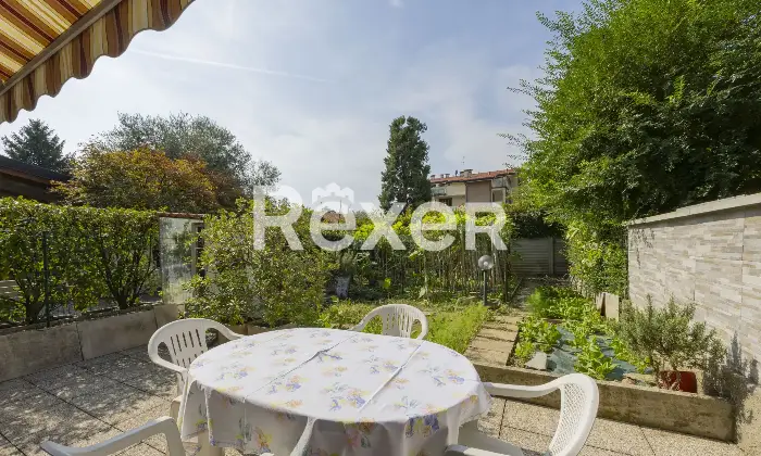 Rexer-Seregno-Seregno-Zona-SantAmbrogio-Villa-sa-schiera-centrale-di-mq-disposta-su-livelli-con-autorimessa-al-piano-seminterrato-Altro