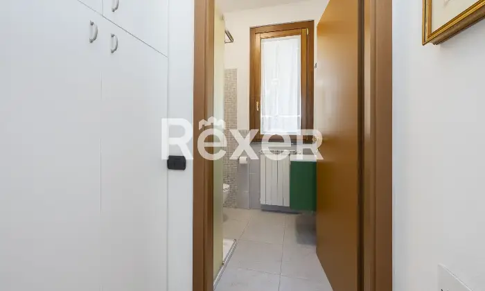 Rexer-Seregno-Seregno-Zona-SantAmbrogio-Villa-sa-schiera-centrale-di-mq-disposta-su-livelli-con-autorimessa-al-piano-seminterrato-Altro