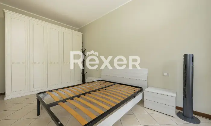 Rexer-Desio-Desio-Appartamento-di-mq-al-piano-primo-Altro