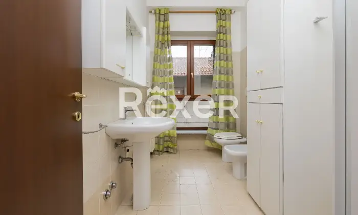 Rexer-Desio-Desio-Appartamento-di-mq-al-piano-primo-Altro