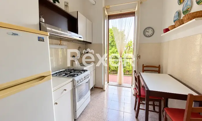 Rexer-Pavia-Silenzioso-appartamento-con-box-cantina-e-affaccio-sul-verde-a-Pavia-Chiozzo-Altro