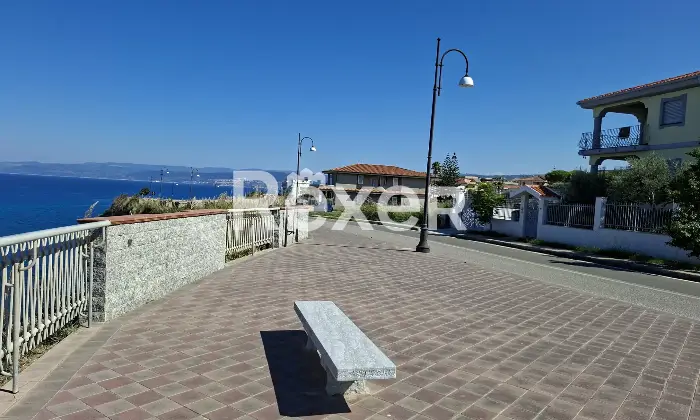 Rexer-Briatico-Briatico-attico-arredato-con-ampio-terrazzo-coperto-e-solarium-Terrazzo