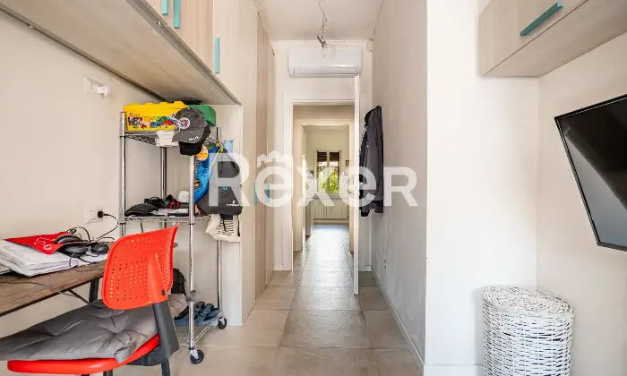 Rexer-Firenze-Firenze-sud-in-posizione-silenziosa-appartamento-con-tre-camere-terrazzo-e-posto-auto-Camera-da-letto