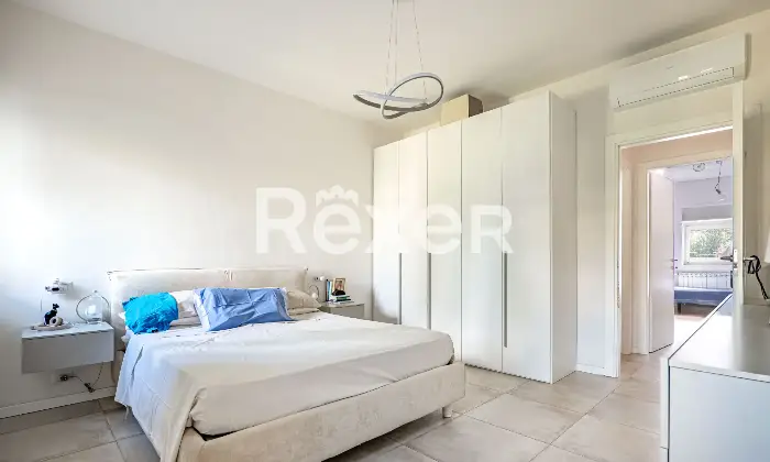 Rexer-Firenze-Firenze-sud-in-posizione-silenziosa-appartamento-con-tre-camere-terrazzo-e-posto-auto-Camera-da-letto-matrimoniale