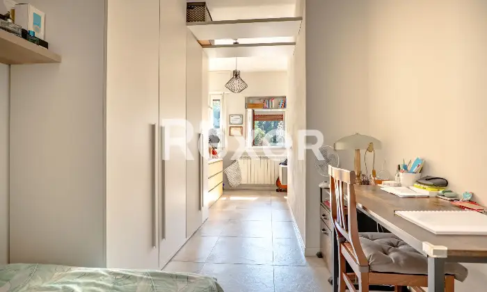 Rexer-Firenze-Firenze-sud-in-posizione-silenziosa-appartamento-con-tre-camere-terrazzo-e-posto-auto-Camera-da-letto