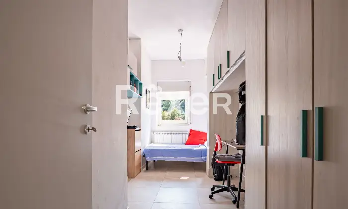 Rexer-Firenze-Firenze-sud-in-posizione-silenziosa-appartamento-con-tre-camere-terrazzo-e-posto-auto-Camera-da-letto