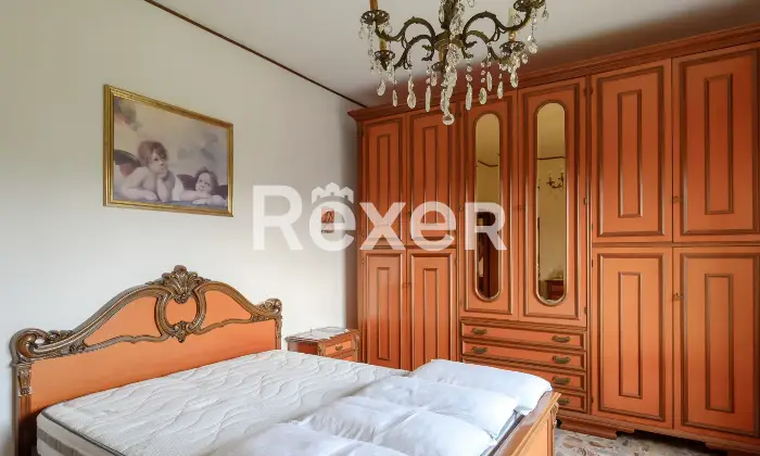 Rexer-Venezia-VILLA-SINGOLA-CON-AMPIO-GIARDINO-Altro