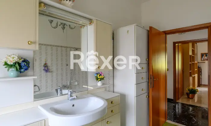 Rexer-Venezia-VILLA-SINGOLA-CON-AMPIO-GIARDINO-Altro