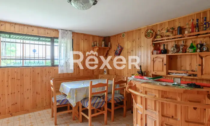 Rexer-Venezia-VILLA-SINGOLA-CON-AMPIO-GIARDINO-Altro