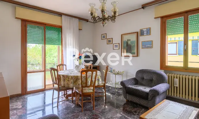 Rexer-Venezia-VILLA-SINGOLA-CON-AMPIO-GIARDINO-Altro