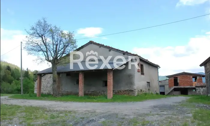 Rexer-Castel-di-Casio-Casa-colonica-con-ettari-di-terreno-in-vendita-a-Castel-di-Casio-Altro