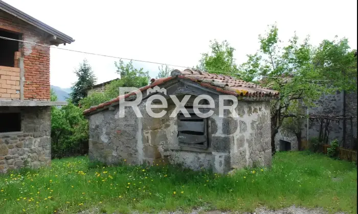 Rexer-Castel-di-Casio-Casa-colonica-con-ettari-di-terreno-in-vendita-a-Castel-di-Casio-Altro