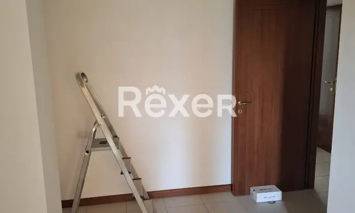 Rexer-Cagliari-Luminoso-appartamento-con-balconi-cantina-e-posto-auto-in-Via-Guglielmo-Pepe-Cagliari-Altro