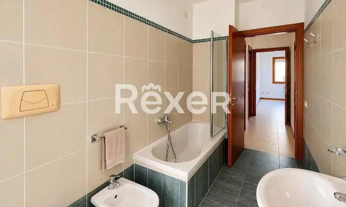 Rexer-Cagliari-Trilocale-con-due-balconi-cantina-e-posto-auto-Altro