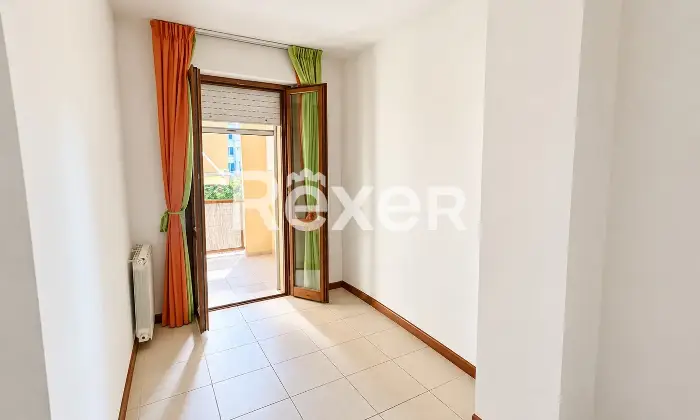 Rexer-Cagliari-Trilocale-con-due-balconi-cantina-e-posto-auto-Altro
