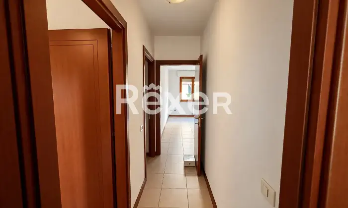 Rexer-Cagliari-Trilocale-con-due-balconi-cantina-e-posto-auto-Altro