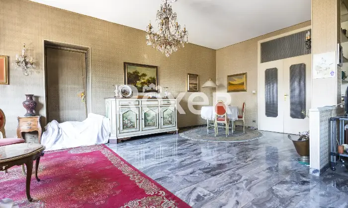 Rexer-Torino-Torino-Corso-Eusebio-Giambone-Ampio-appartamento-di-mq-con-box-auto-piano-Altro