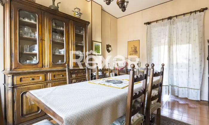 Rexer-Torino-Torino-Corso-Eusebio-Giambone-Ampio-appartamento-di-mq-con-box-auto-piano-Altro