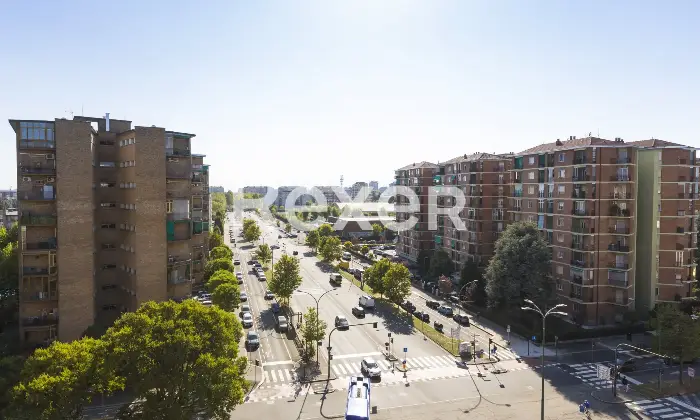 Rexer-Torino-Torino-Corso-Eusebio-Giambone-Ampio-appartamento-di-mq-con-box-auto-piano-Altro