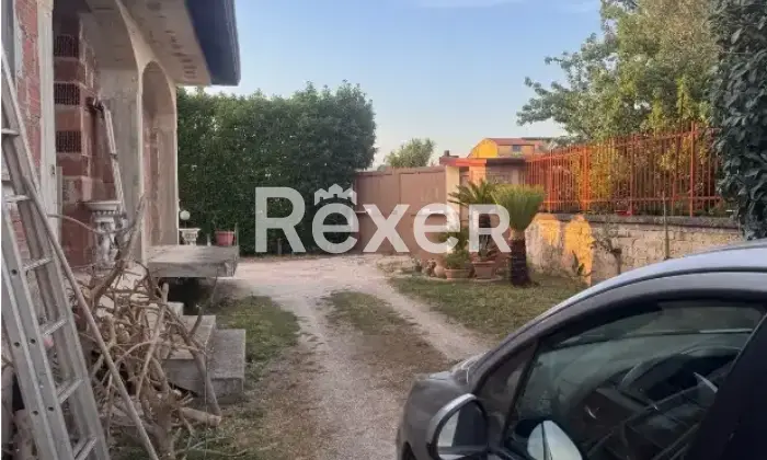 Rexer-Capua-Villa-in-vendita-in-Via-Aeroporto-a-Capua-Altro