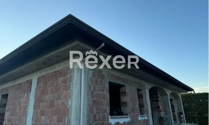 Rexer-Capua-Villa-in-vendita-in-Via-Aeroporto-a-Capua-Altro