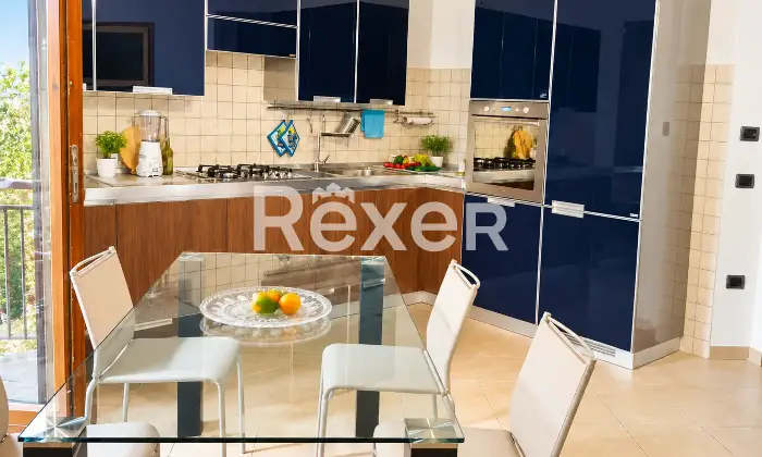 Rexer-San-Vito-Chietino-Trilocale-con-ingresso-indipendente-e-giardino-privato-Cucina
