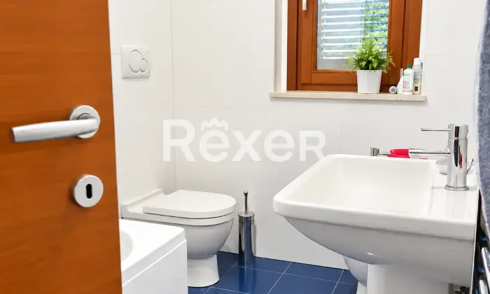 Rexer-San-Vito-Chietino-Trilocale-con-ingresso-indipendente-e-giardino-privato-Bagno