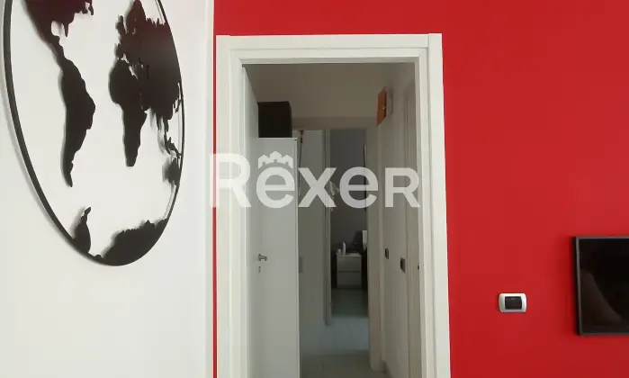 Rexer-Milano-Bilocale-mq-piano-con-ascensore-Altro