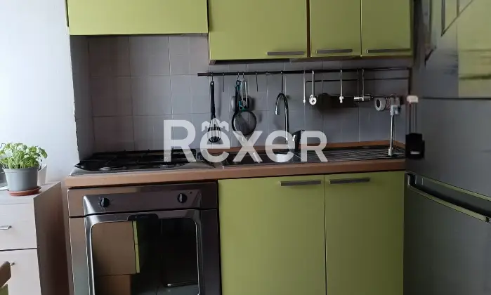Rexer-Milano-Bilocale-mq-piano-con-ascensore-Cucina