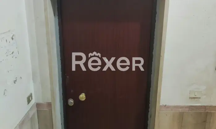 Rexer-Barletta-APPARTAMENTO-DI-AMPIA-METRATURA-VIA-CIALDINI-N-Altro