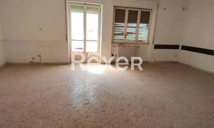 Rexer-Barletta-APPARTAMENTO-DI-AMPIA-METRATURA-VIA-CIALDINI-N-Altro