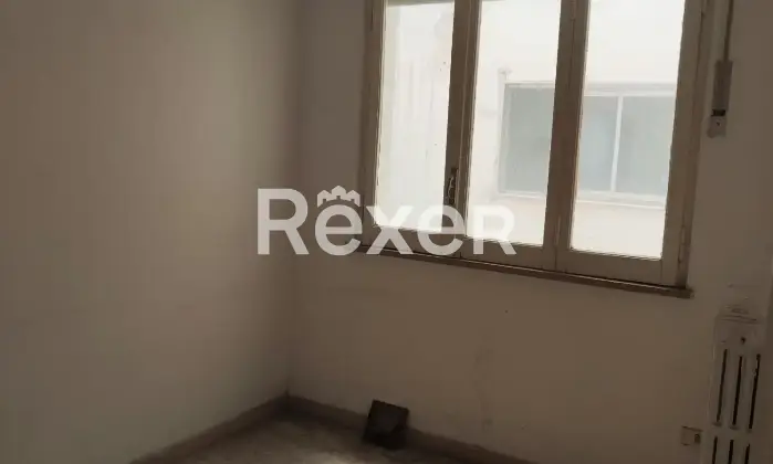 Rexer-Barletta-APPARTAMENTO-DI-AMPIA-METRATURA-VIA-CIALDINI-N-Altro
