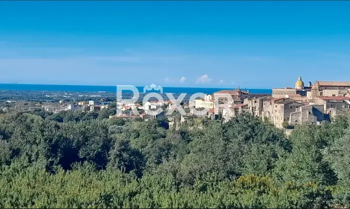 Rexer-Sessa-Aurunca-Rustico-con-terreno-in-vendita-in-localit-Qualova-Marzuli-a-Sessa-Aurunca-Altro