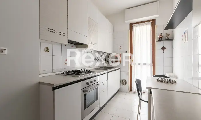 Rexer-Corsico-BILOCALE-CON-DUE-BALCONI-Altro
