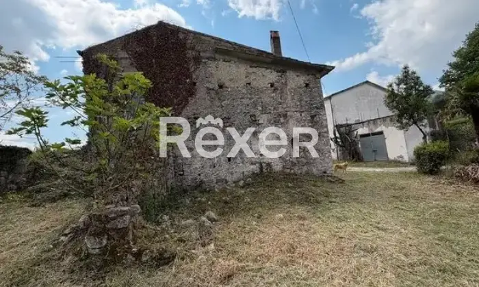 Rexer-Pietravairano-Casa-da-ristrutturare-con-mq-di-uliveto-e-mq-di-terreno-Pietravairano-CE-Altro