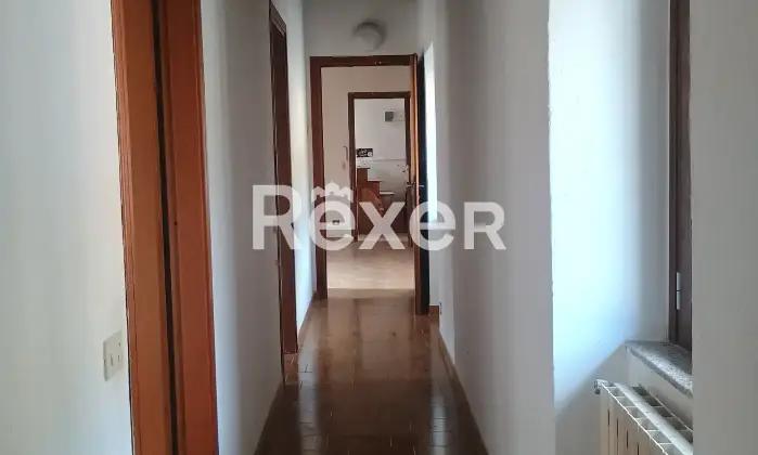 Rexer-Montorfano-Appartamento-con-box-auto-Vista